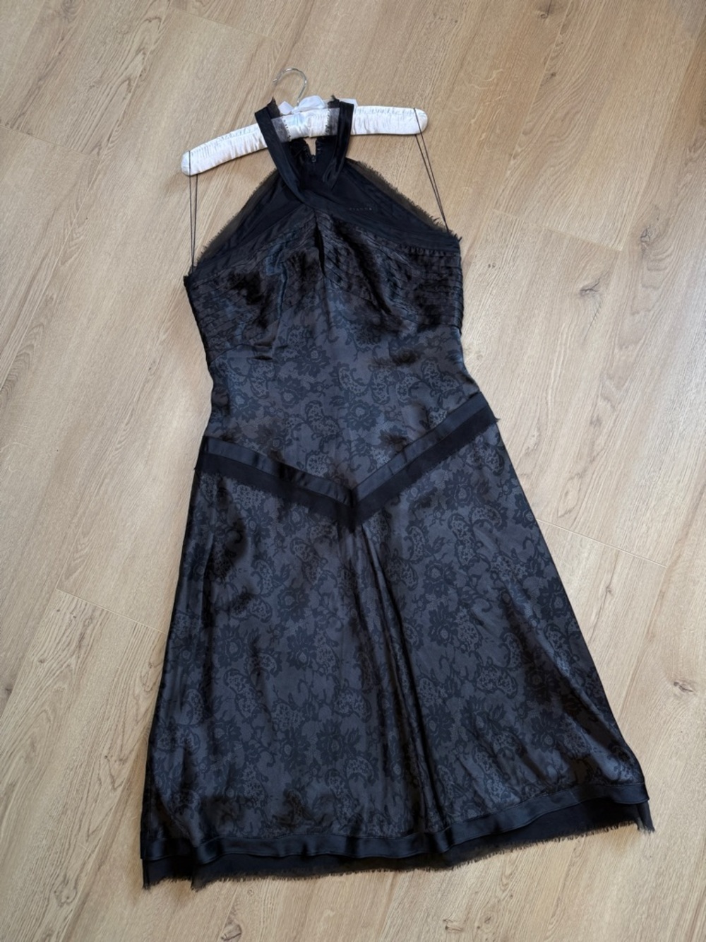 Adrianna Papell black elegant jacquard halter dress size 10 floral cocktail Y2K